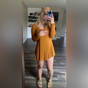 Vanity Mini Dress Mustard Color Women’s Size XS Stretchy Material Good Condition